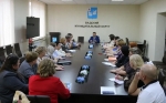 В формате открытого диалога встретился с руководителями образовательных организаций